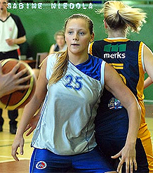 Sabine Niedola, Liepajas number 25, in action, guarding the ball carrier.
